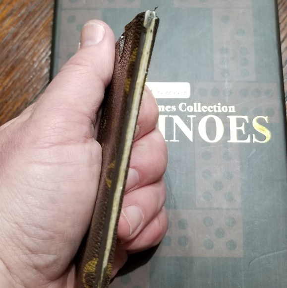 Louis Vuitton iPhone 5 case pouch - Picture 4 of 4